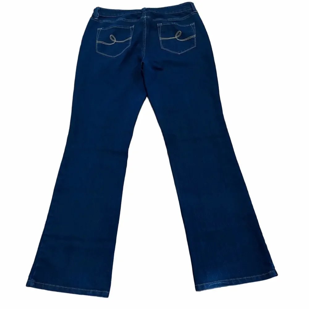 Women's Sonoma Blue Curvy Bootcut Mid Rise Jeans Size 12 - Picture 2 of 5